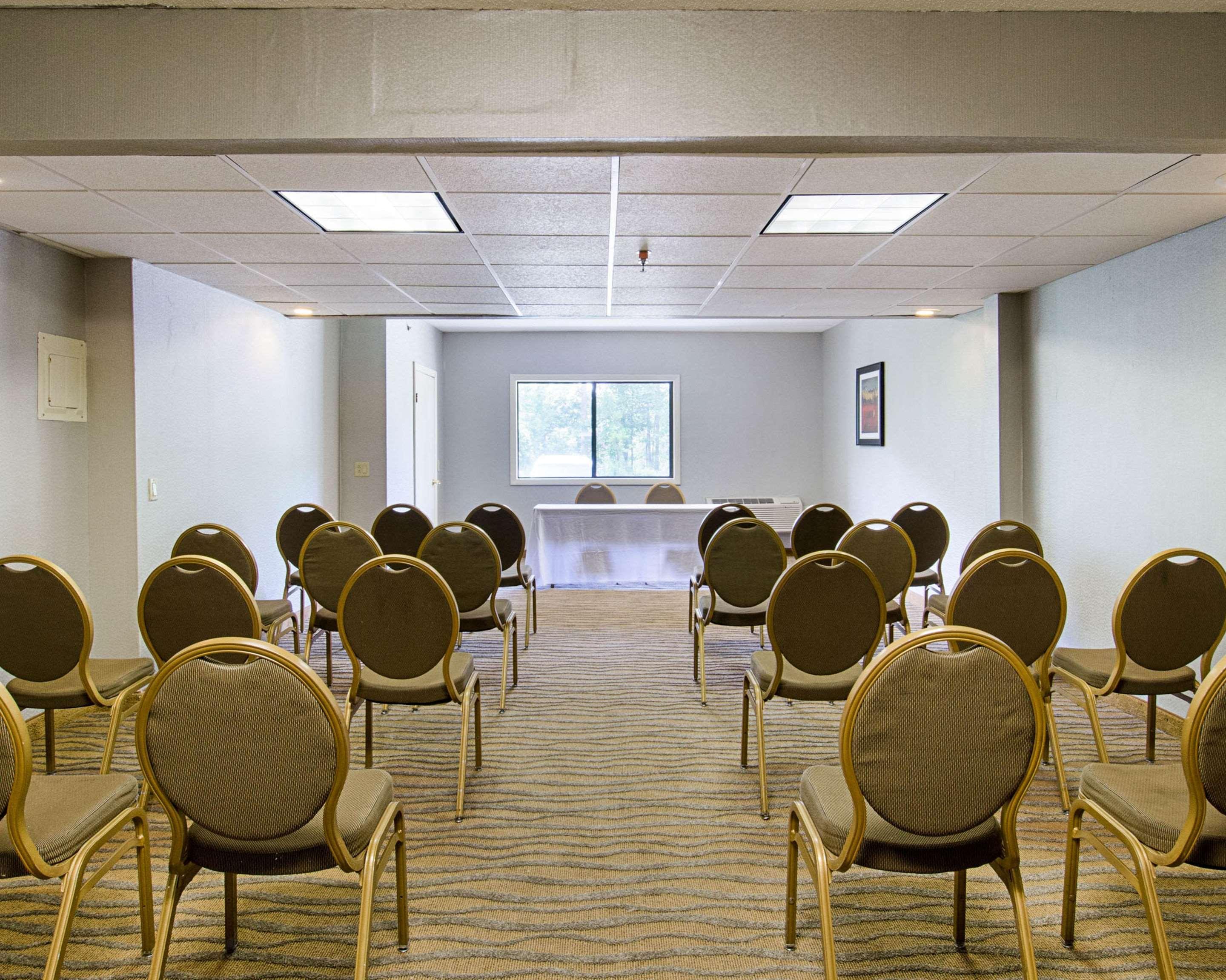 Quality Inn & Suites วุสเตอร์ ภายนอก รูปภาพ